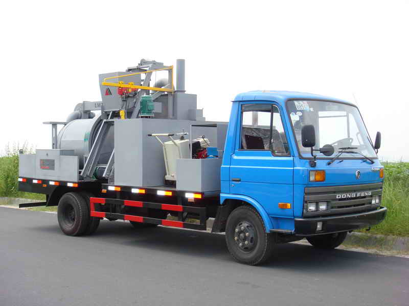 浙通沥青路面综合养护车 lmt5080tyh