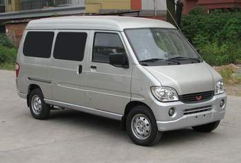 > 车型参数 公告型号 lqg5023xxylb 公告批次 152 品牌 五菱 类型