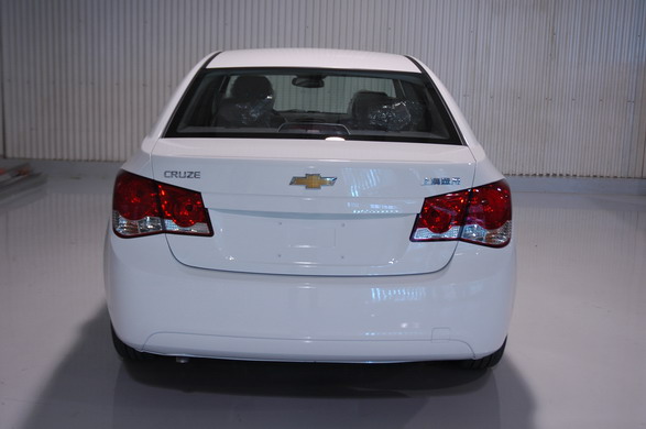 雪佛兰(chevrolet)轿车 sgm7184ata