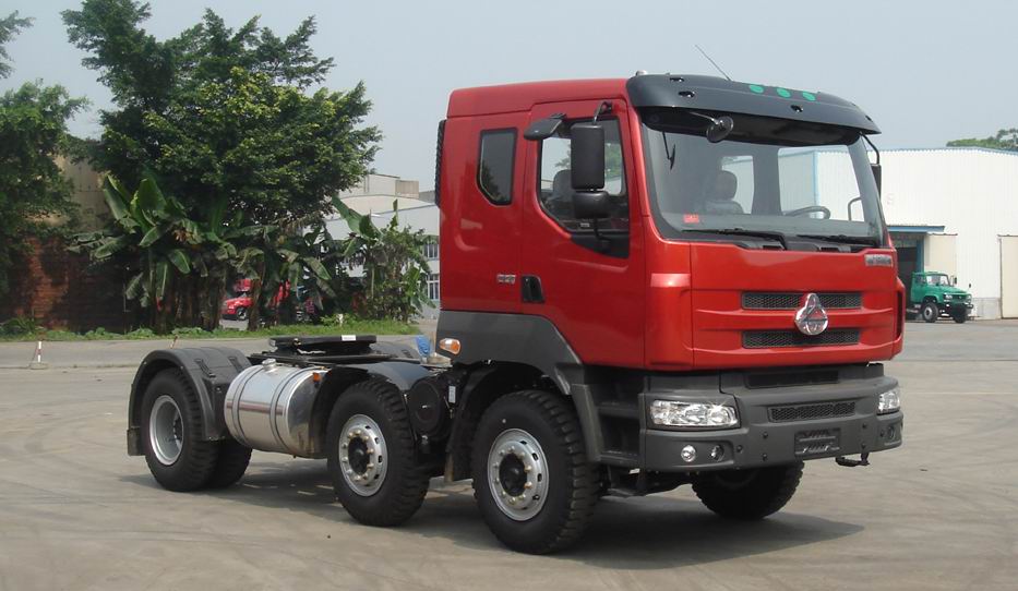 乘龙牵引汽车 lz4240qcaa