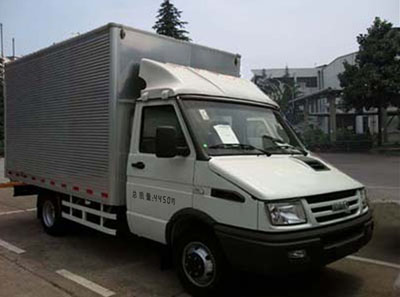 依维柯厢式运输车 nj5044xxylza