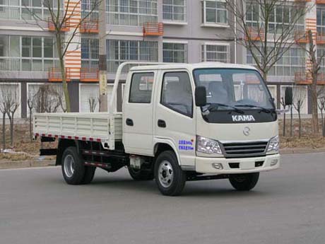 凯马 骏威 82马力 双排栏板轻卡(kmc1043se3)