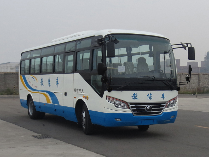宇通教练车 zk5110xlhn5