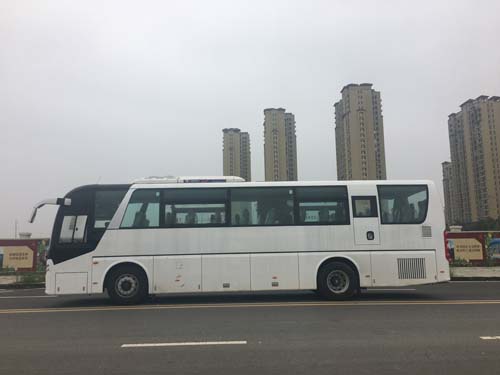 桂林大宇 桂林大宇 310马力 24-51人 客运客车(gdw6117hke1)