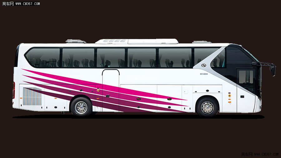 金龙客车 340马力 50座以上人 旅行客车(XMQ