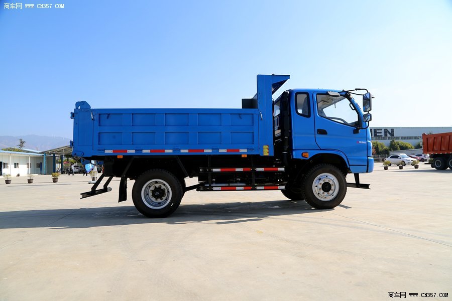 时骏汽车 时骏d550 轻卡 140马力 4×2 自卸车(lfj3041scg1)