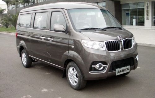 金杯首款宽体微面X30明日重庆上市