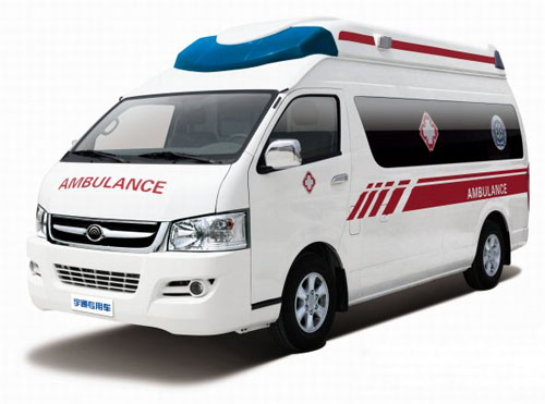 宇通三优救护车亮相全国医疗器械展
