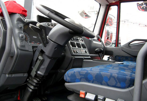 烈火熊心 马基路斯直臂云梯消防车详解