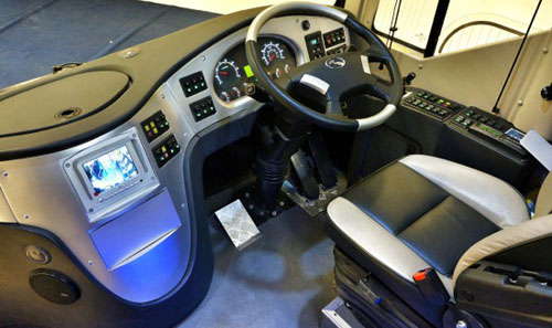 装配艾里逊 英国推出金龙新款轻型客车