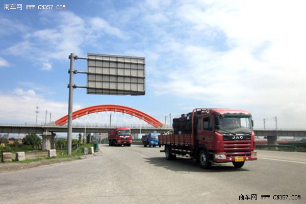 包头:110国道城区段大货车按时段限行