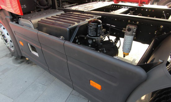 头挂一体 解放推出j6p轻量化公路列车