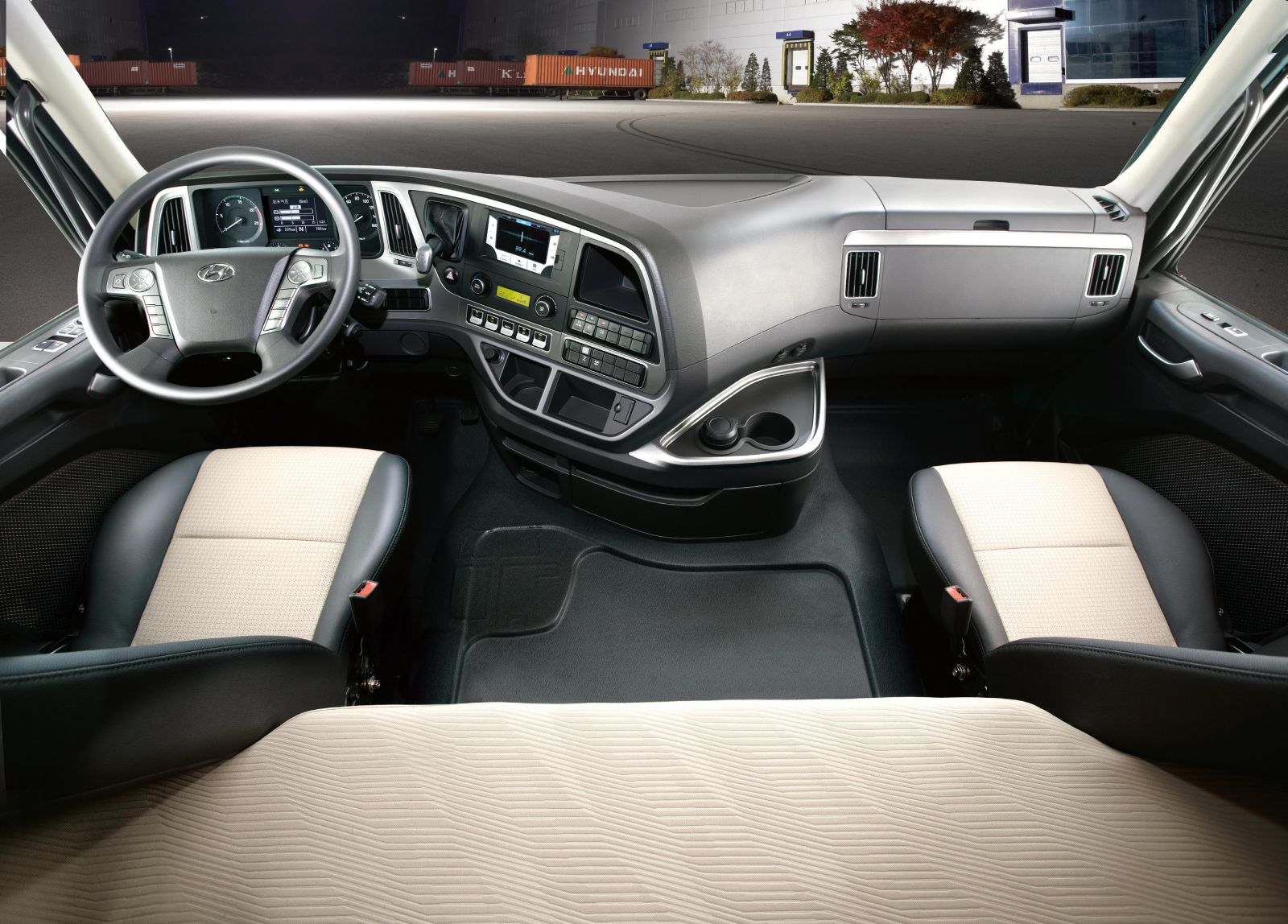 四川现代创虎打通纵横重卡江湖的任督二脉