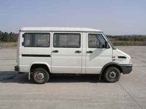 依维柯_NJ6487H1SAD_依维柯轻型客车_汽车