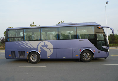 > 车型参数  公告型号 zk6938hqba 公告批次 230 品牌 宇通 类型 客车