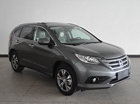 > 车型参数  公告型号 dhw6454r4ase 公告批次 233 品牌 思威(cr-v)