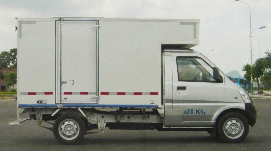 五菱厢式运输车+lqg5029xxybdfa