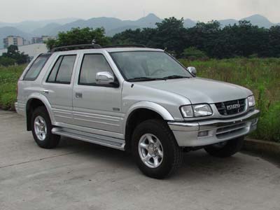 五十铃轻型客车 ql64702s
