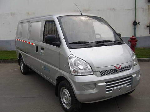 五菱厢式运输车 lqg5026xxylpf图片