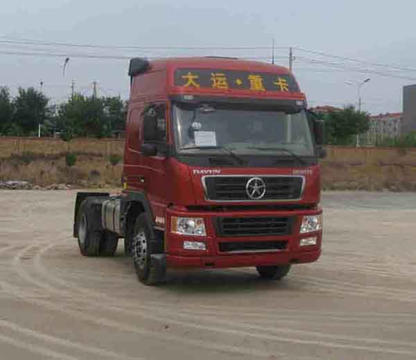 【大运 N8系 重卡 290马力 4×2 牵引车 CGC4