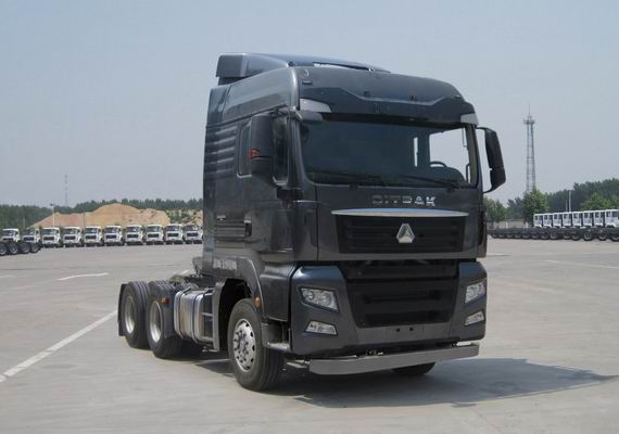 【中国重汽 SITRAK-C7H 重卡 440马力 4×2 牵