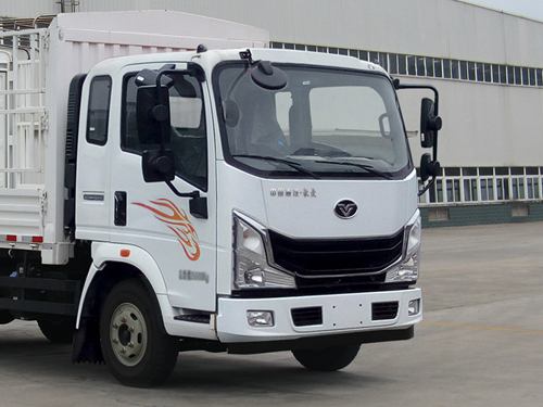 中国重汽 豪曼 中卡 160马力 4×2 仓栅式 单排 载货车 zz5168ccyf17