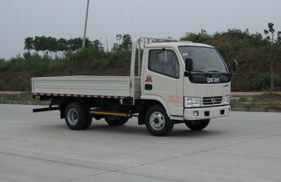 东风股份 多利卡 轻卡 115马力 4×2 栏板式 单排 载货车 eq1041s3bdf
