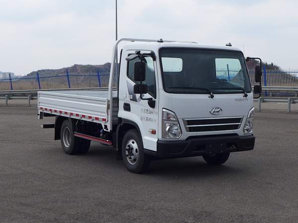 四川现代 盛图 轻卡 129马力 4×2 栏板式 排半 载货车 chm1042gdc33v