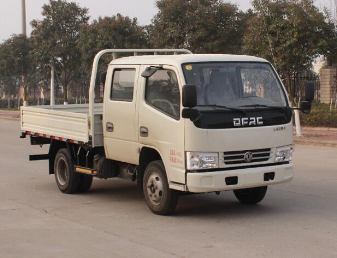 东风股份 多利卡 轻卡 88马力 4×2 栏板式 双排 载货车 eq1040d3bdd