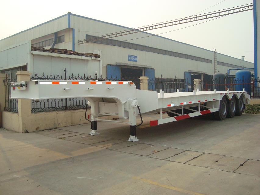 【图】中集东岳 13米低平板半挂车_低平板半挂