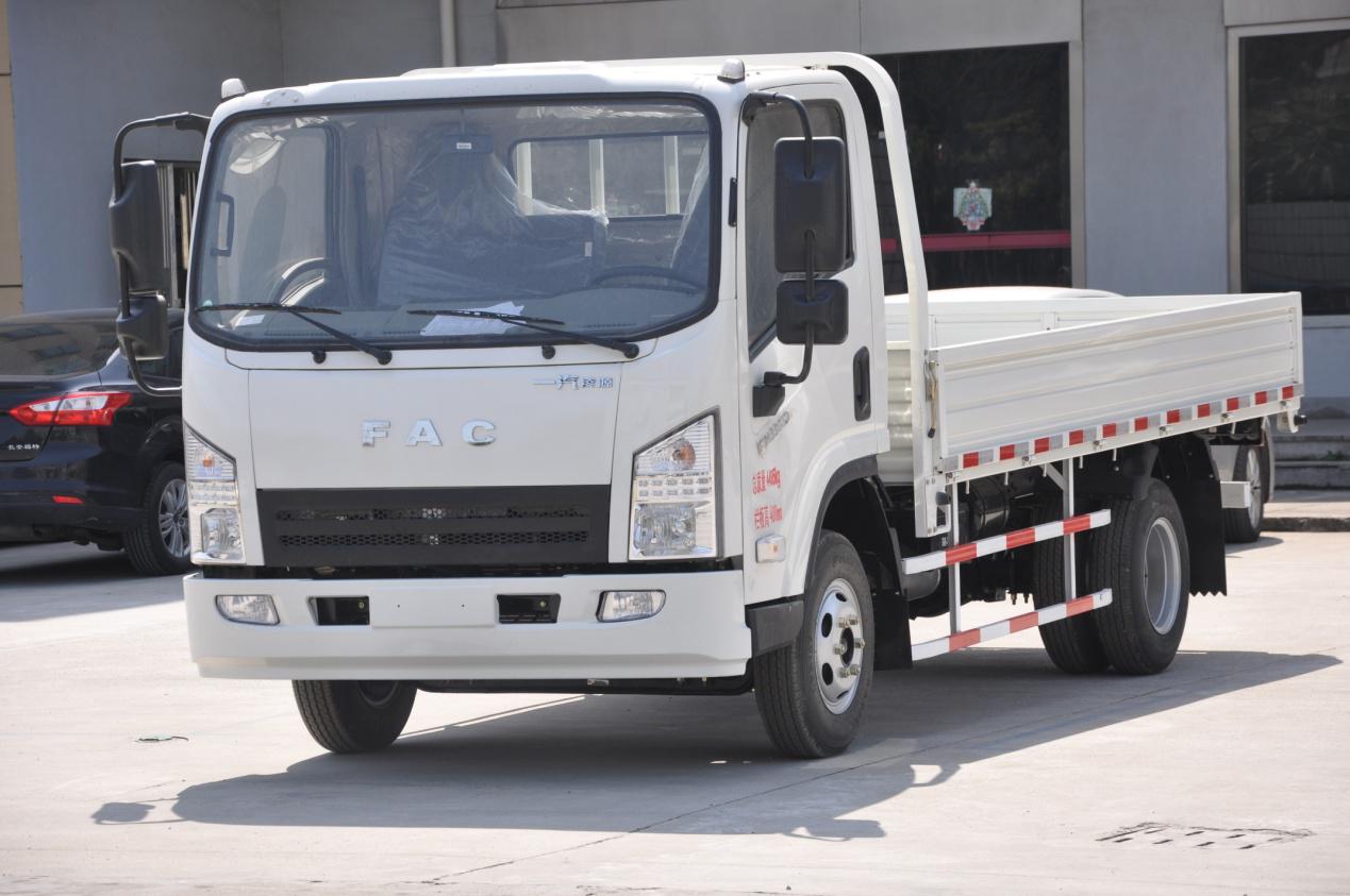 进军中高端 一汽凌源国IV轻卡正式上市