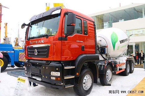 轻质重汽C7H 上装利勃海尔开拓搅拌车市场