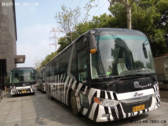 互联网+新能源 斑马快跑新能源巴士武汉开跑