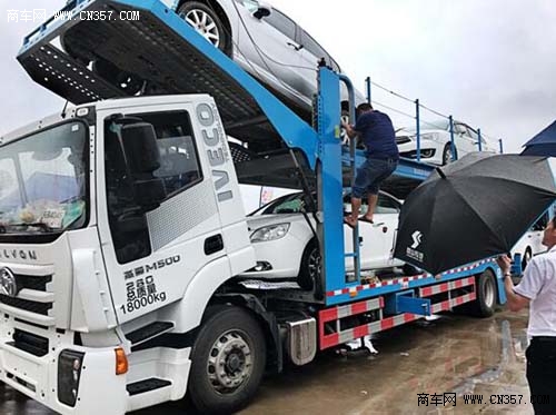 树立高效汽车物流典范,红岩中置轴轿运车武汉