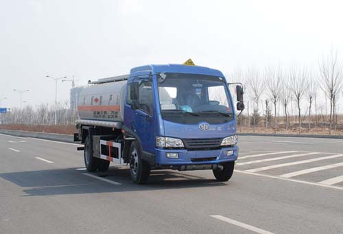 龙帝加油车 CSL5162GJYC