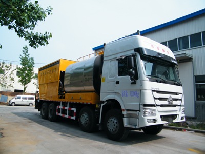 鸿天牛同步碎石封层车 HTN5312TFC