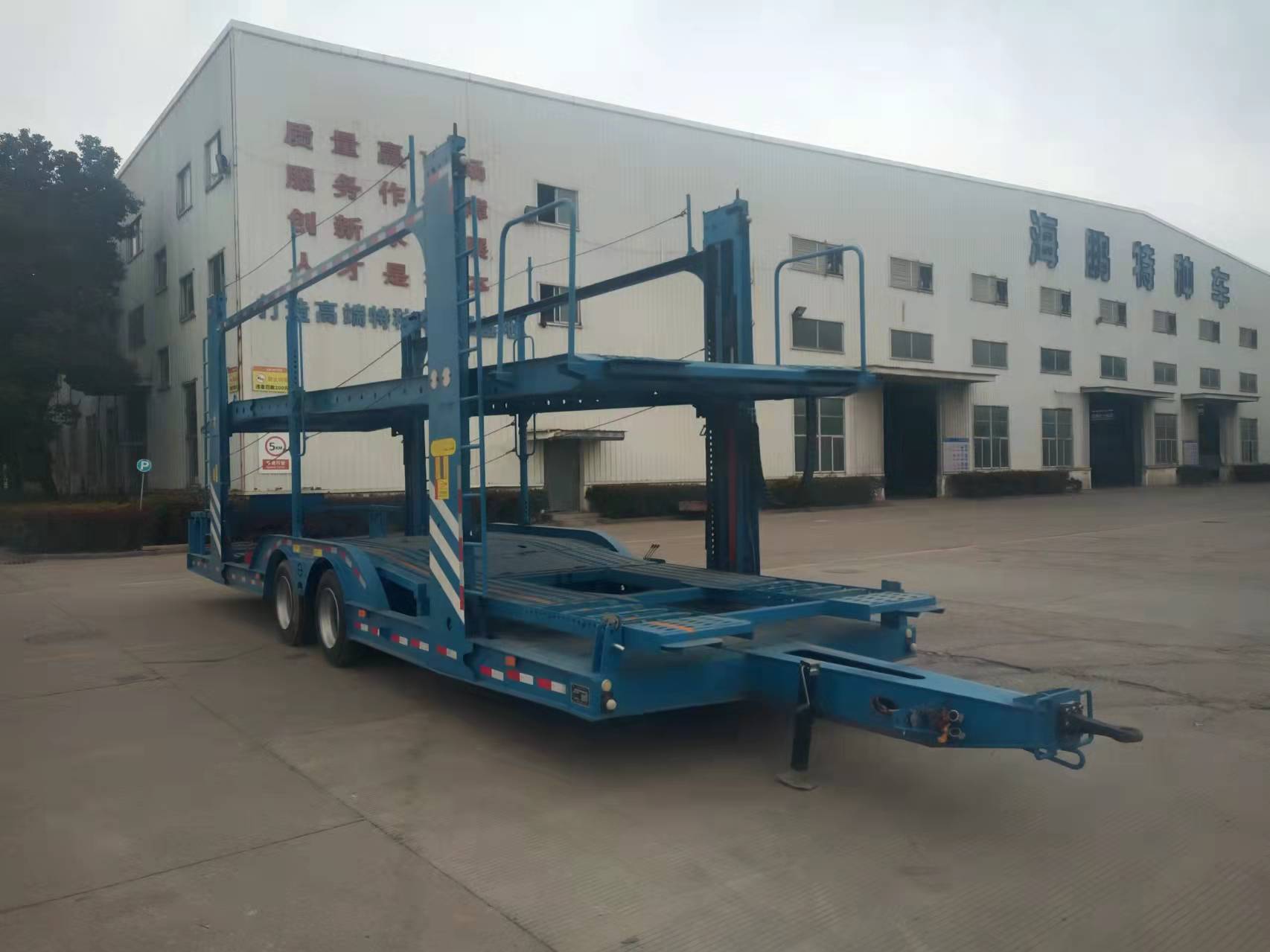 海鹏中置轴车辆运输挂车 JHP9150TCL