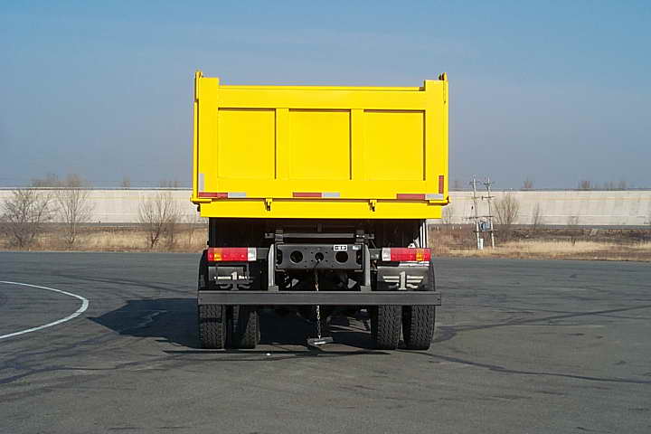 解放长头柴油自卸汽车 ca3166k2