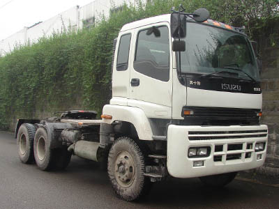 五十铃半挂牵引车 ql4250skfz