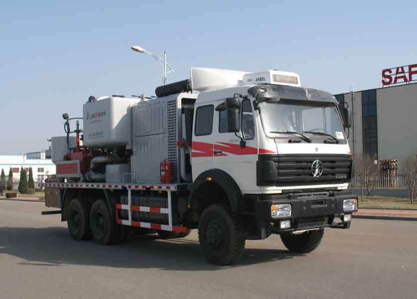 杰瑞固井水泥车 jr5232tsn