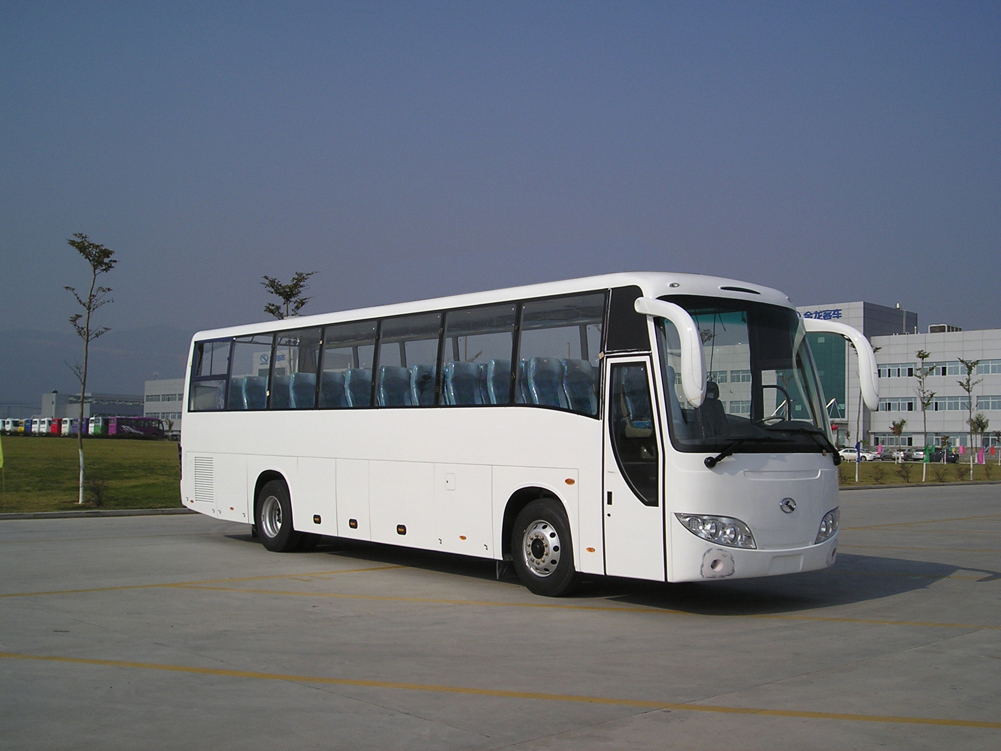 SQ6119BEVP61 广通客车10.7米24-46座纯电动客车价格|公告|参数|图片-王力汽车网