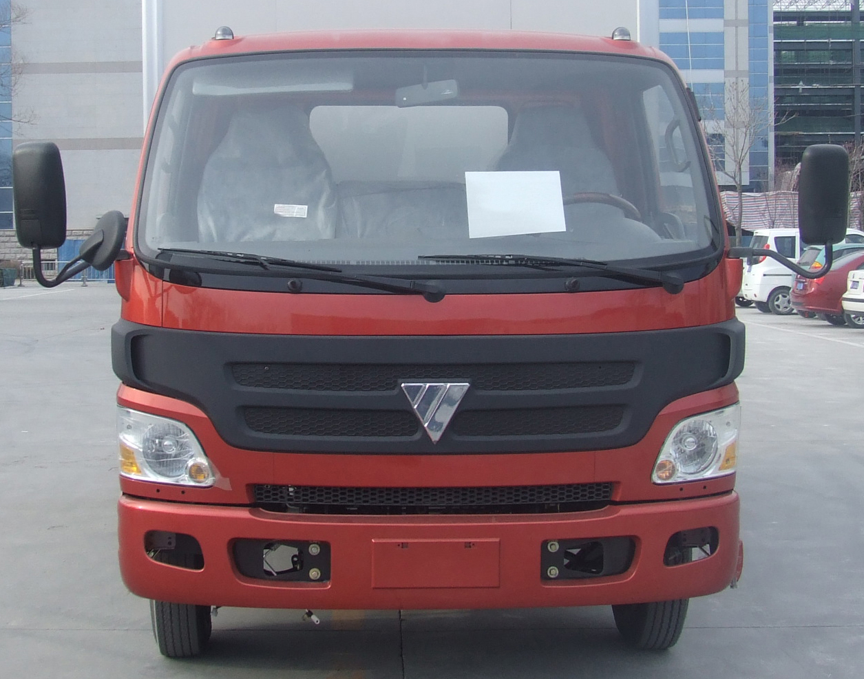 > 车型参数 公告型号 bj5049xxy-aa 公告批次 231 品牌 福田 类型