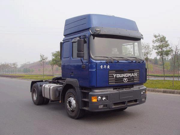 青年曼半挂牵引车 jnp4181fd16