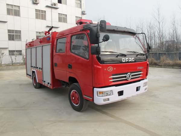 湖北江南 江特 140马力 4×2 泡沫消防车(JDF5070GXFPM20/D)