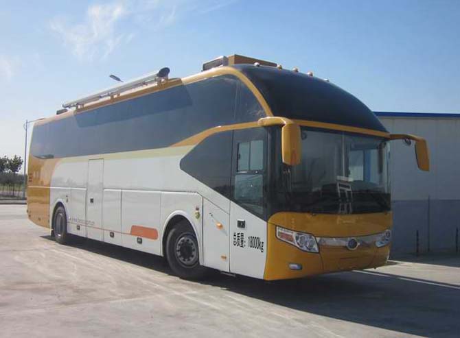 宇通展示车 zk5180xzs1