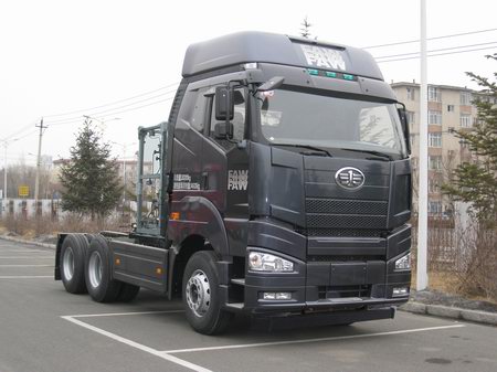 解放集装箱天然气半挂牵引汽车 ca4250p66t1a1e24m4x