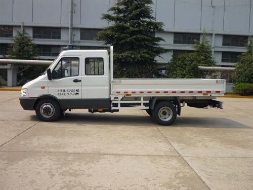依维柯依维柯双排座载货车 nj1056dhb