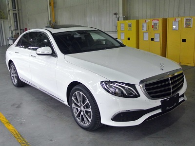 梅赛德斯奔驰(mercedesbenz)轿车 bj7205hel2