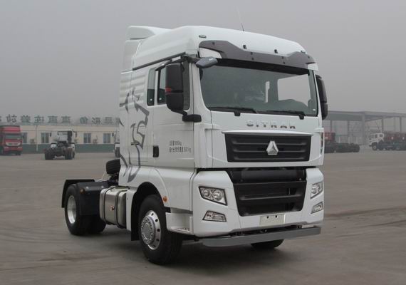 中国重汽 sitrak-c7h 重卡 400马力 4×2 牵引车(zz4186v361hd1b)