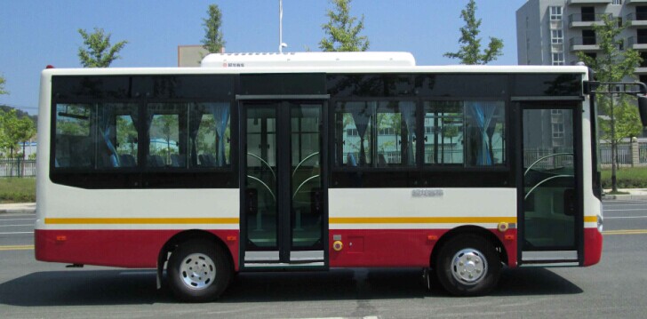 东风特汽客车东风超龙115马力381022人城市客车eq6711ct
